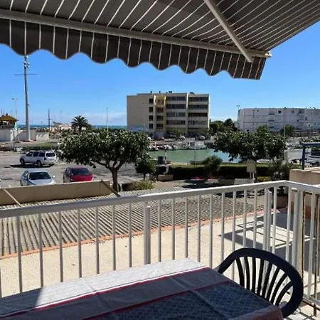 Superbe Avec Vue Sur Le Port Et